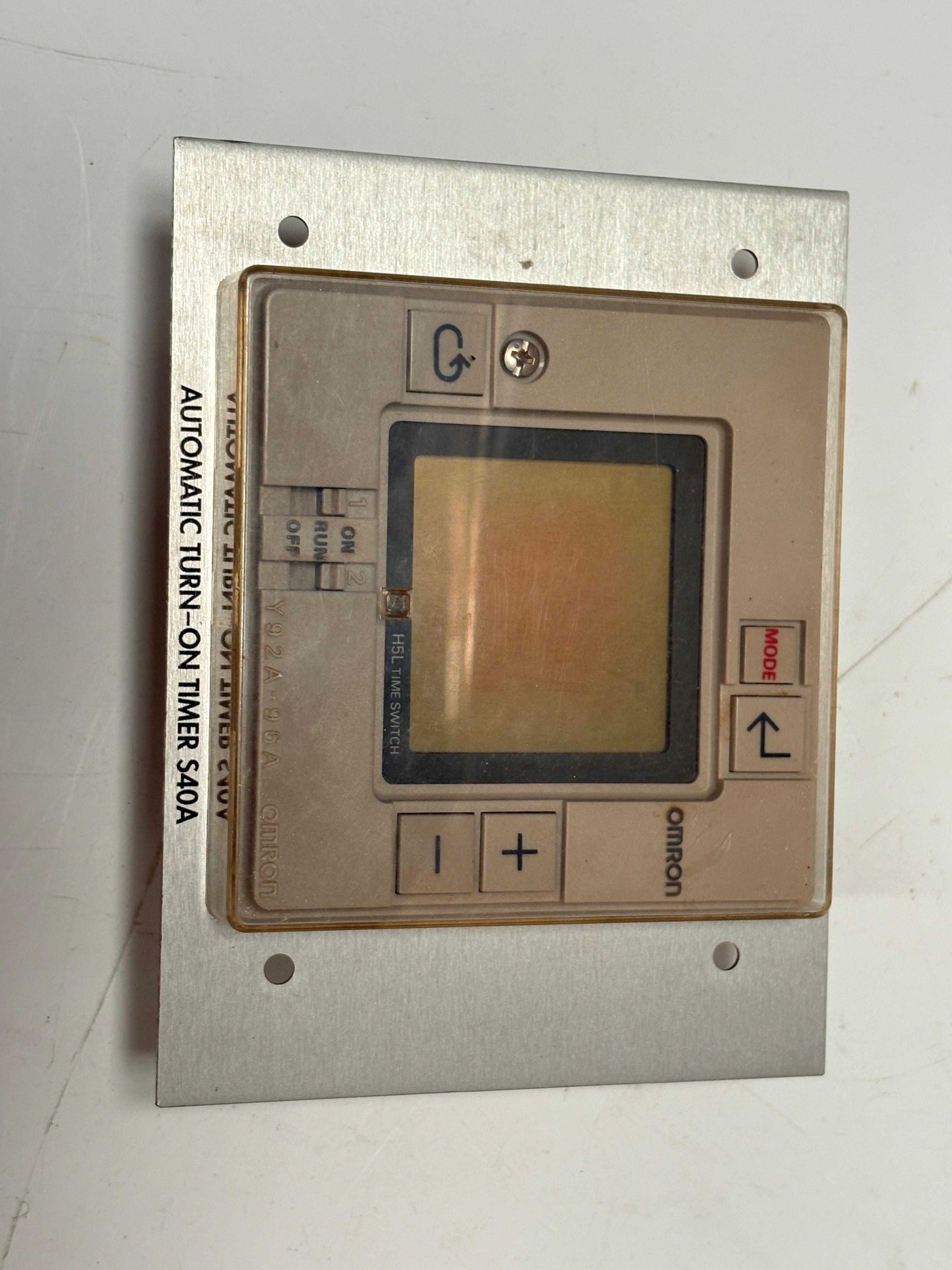 Omron H5L-A Daily Time Switch Panel Timer 100-240VAC