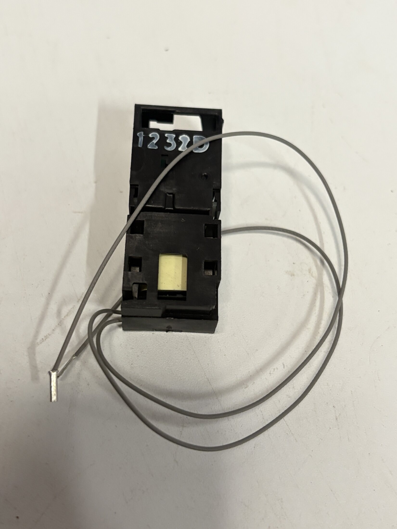 ABB 1SAM101903R0230 UAF-230 Undervoltage Release 230V