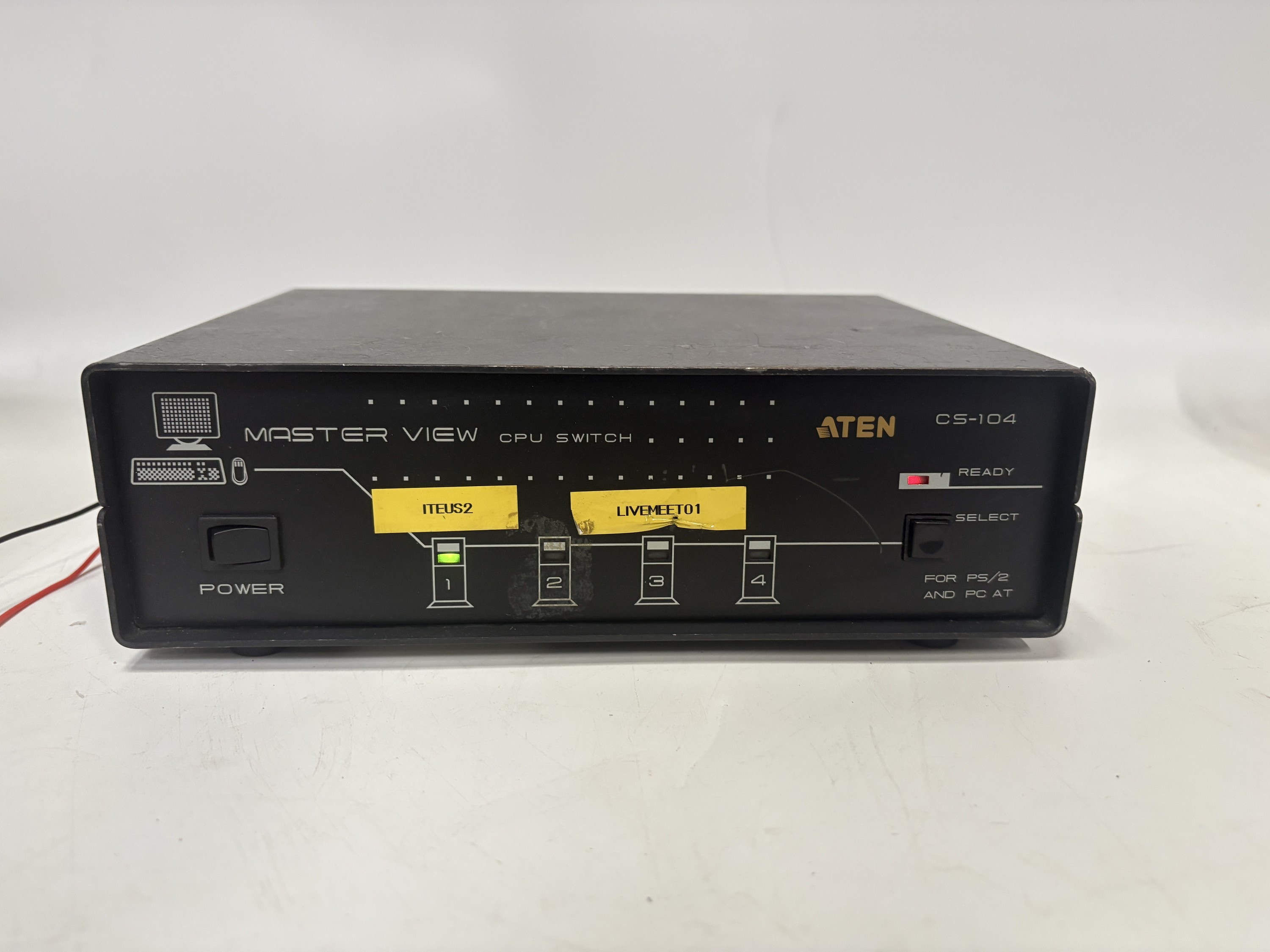 ATEN CS-104 Master View 4-Port PS/2 VGA KVM CPU Switch