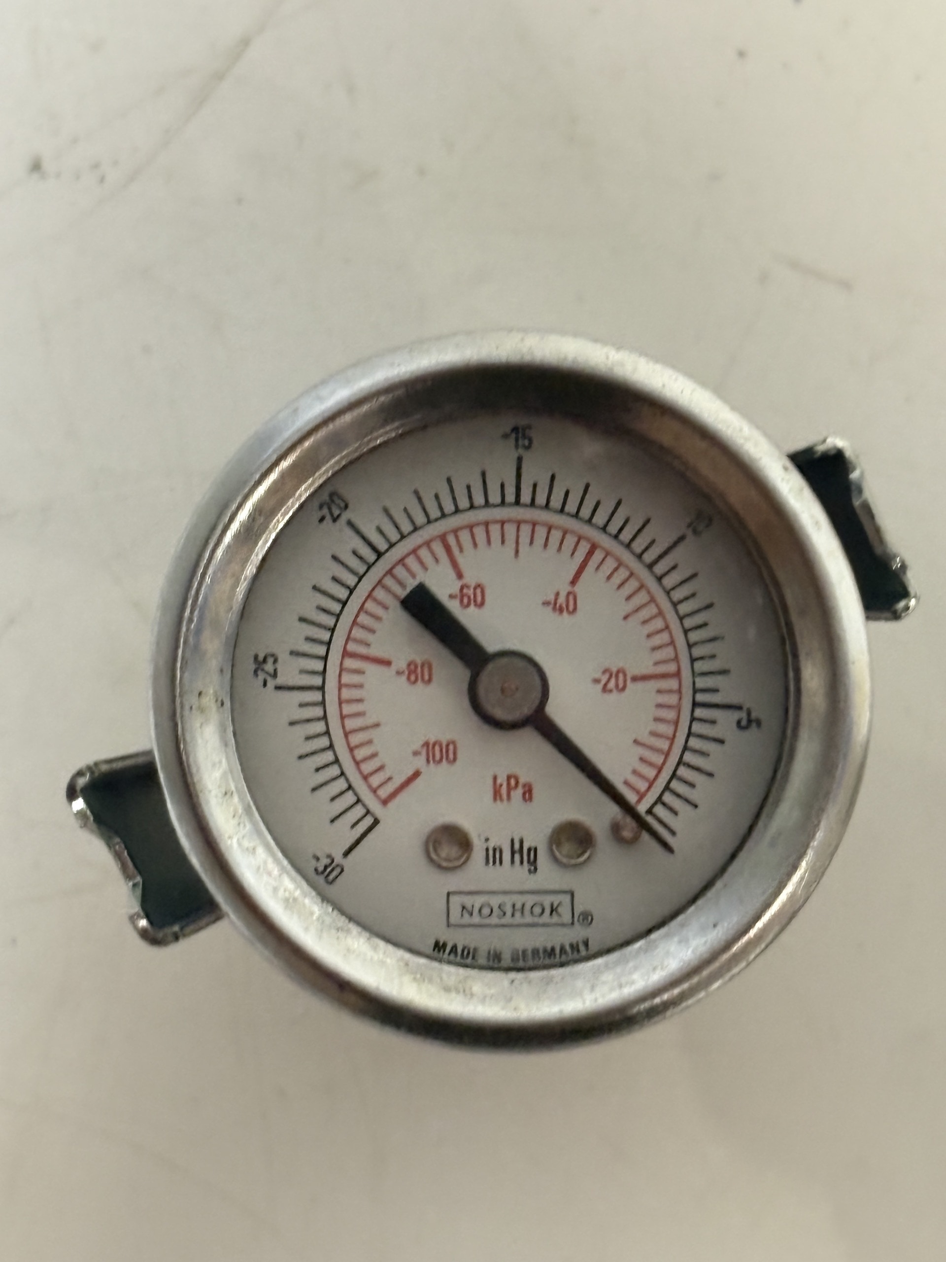 NOSHOK 15-120-30-VAC/KPA 1.5in Panel Vacuum Gauge -30inHg -100kPa