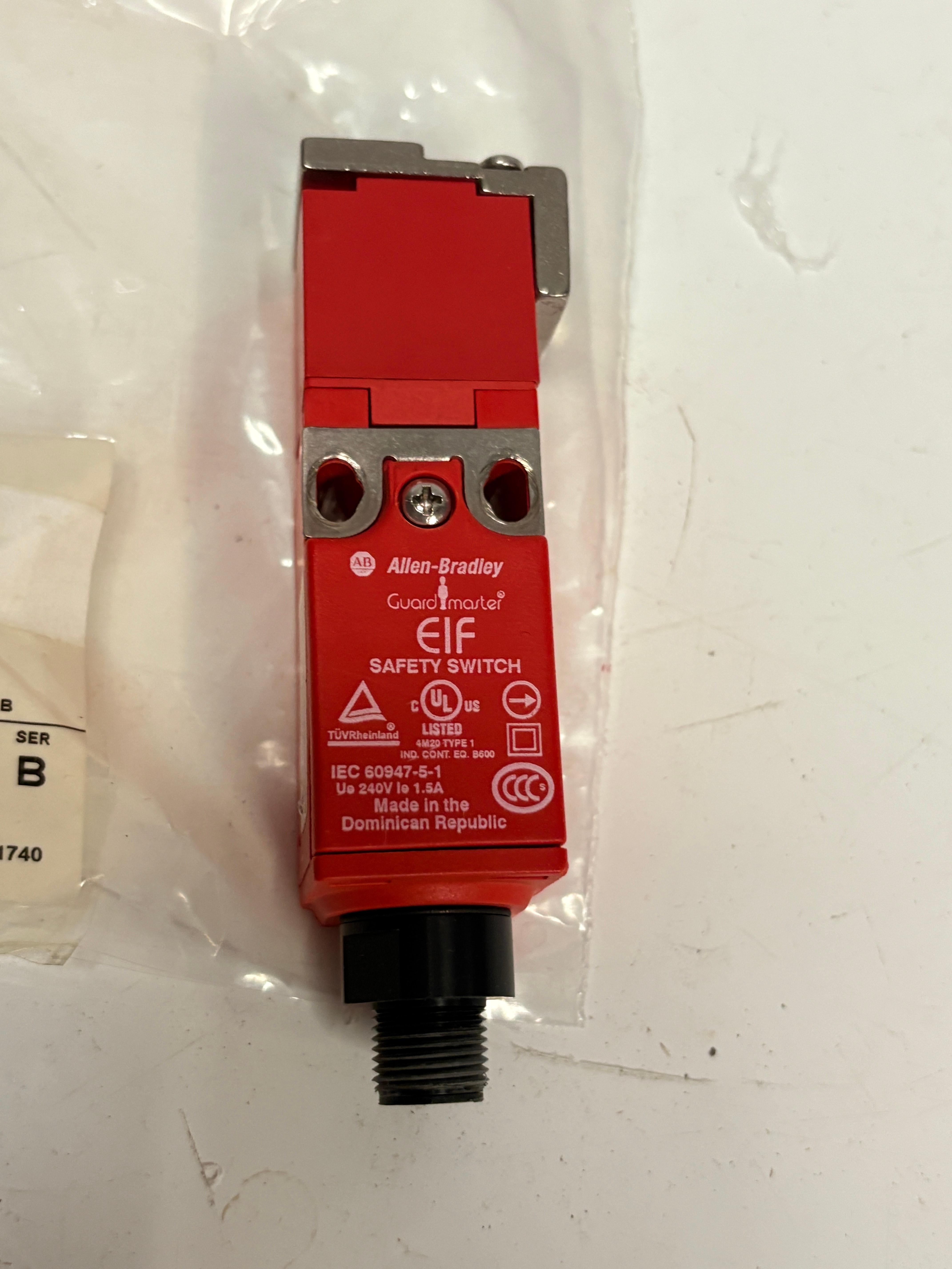 Allen-Bradley 440K-E33078 Guardmaster Safety Interlock Switch