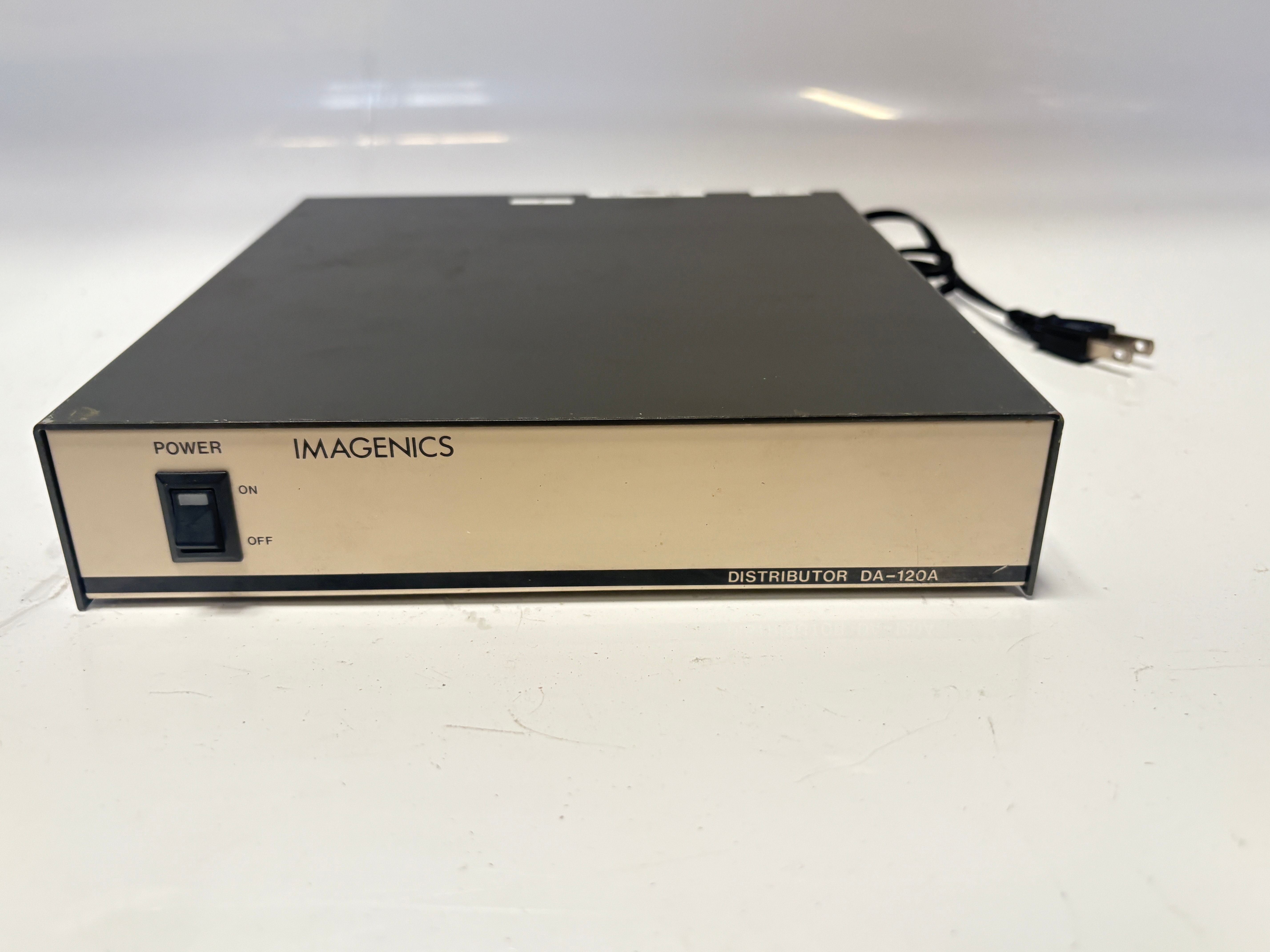 Imagenics DA-120A Composite Video and Audio Distribution Amplifier 1-In 4-Out BNC RCA
