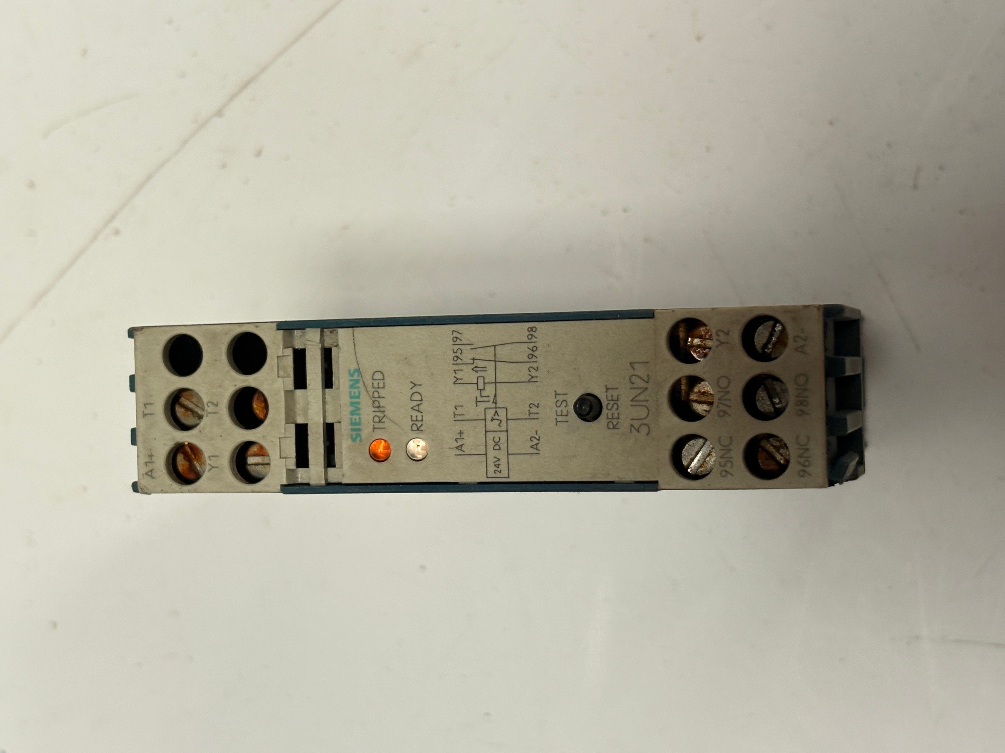 Siemens 3UN2110-0AB4 Thermistor Motor Protection Relay 24VDC