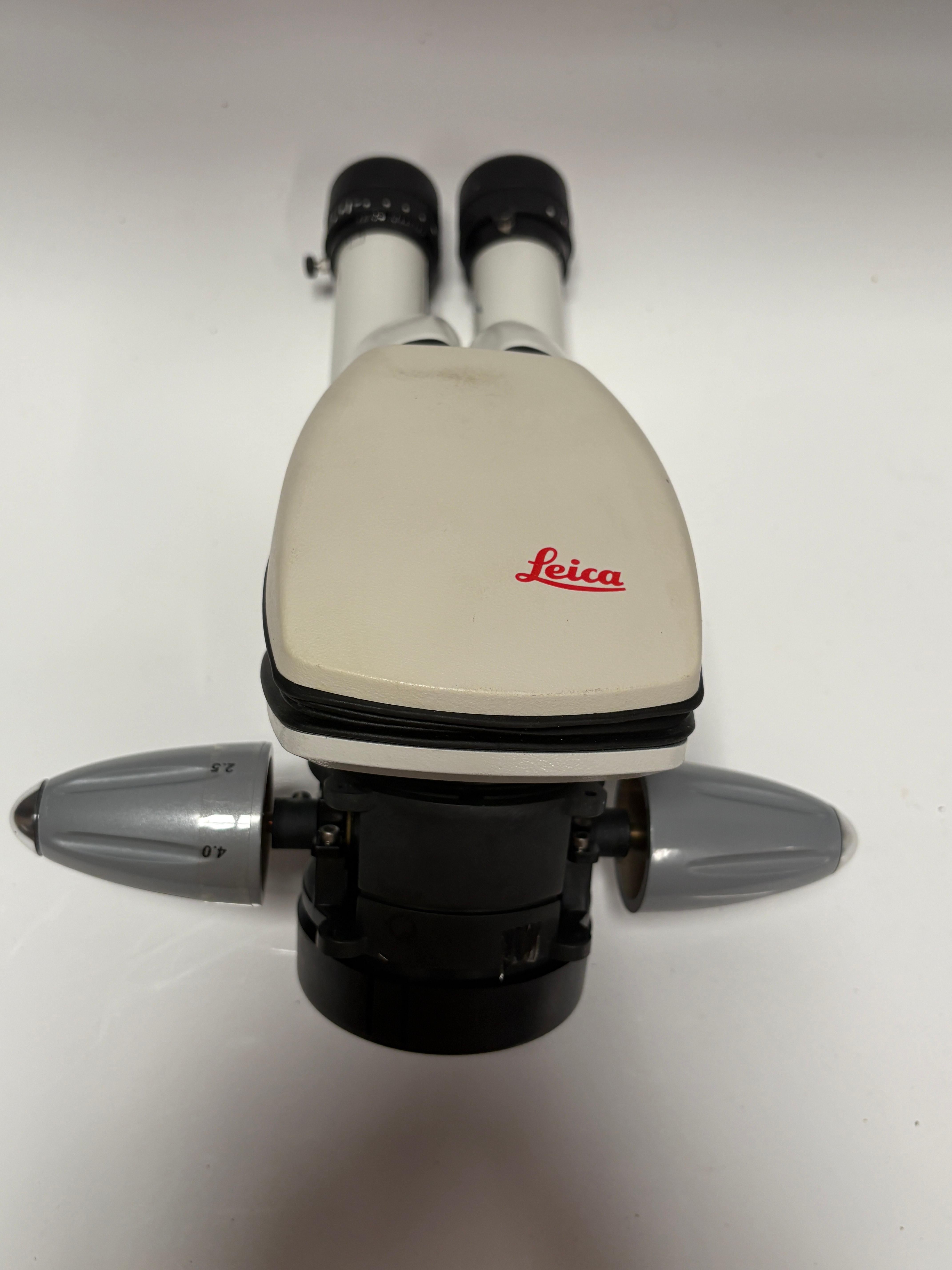 Leica 10445822 Stereo Microscope Binocular Head with Eyepieces
