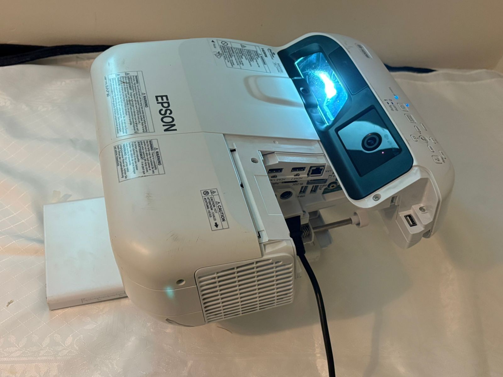 EPSON WXGA LCD Projector EB-1430Wi H665B with Wall Bracket